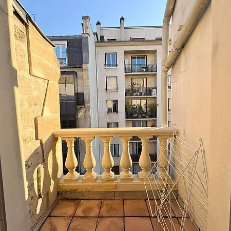 Apartamento Le Parisien - Cozy 2br Near Eiffel Tower