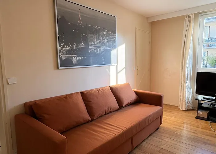 Le Parisien - Cozy 2br Near Eiffel Tower *