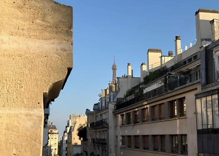 Le Parisien - Cozy 2br Near Eiffel Tower